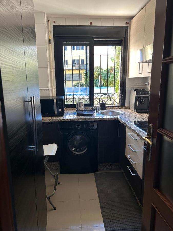 Apartamento Proximo Al Centro De 2 Dormitorios Con Piscina. Sevilla Exteriér fotografie