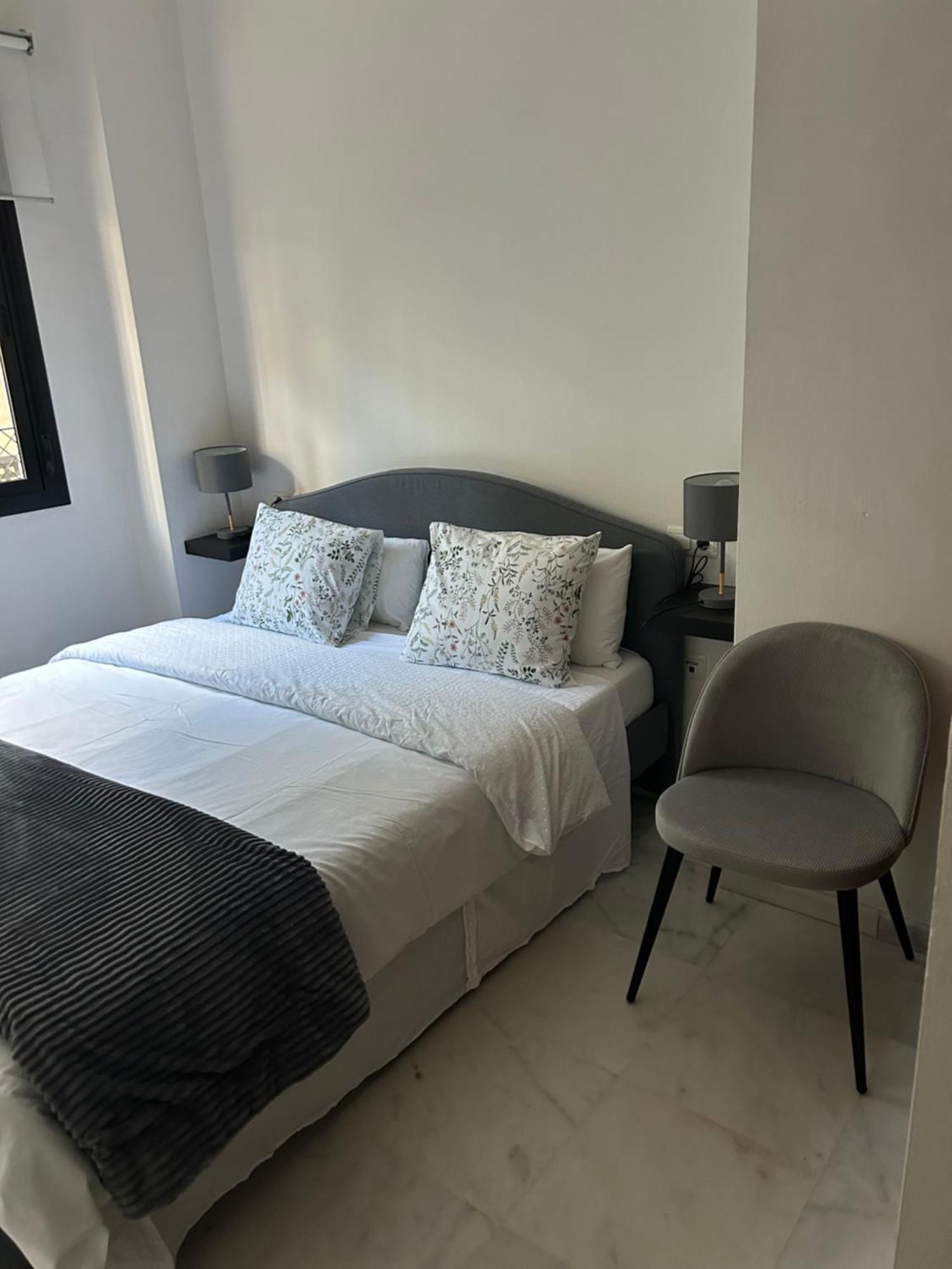 Apartamento Proximo Al Centro De 2 Dormitorios Con Piscina. Sevilla Exteriér fotografie